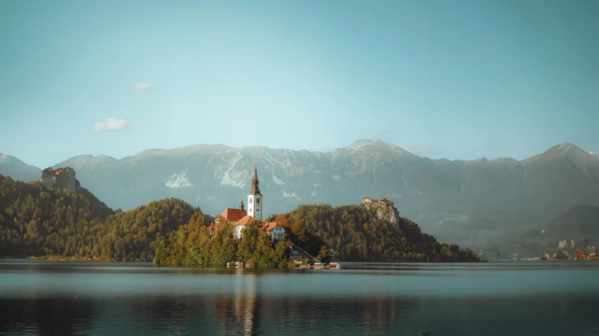 visuel secondaire sur Slovénie en solo