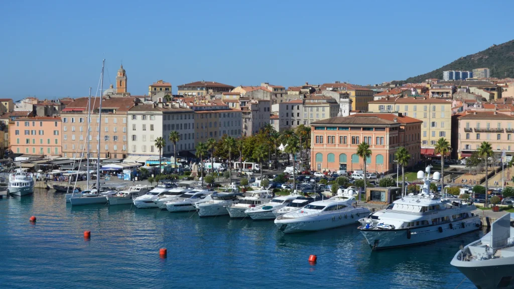 visuel principal sur Corse en solo