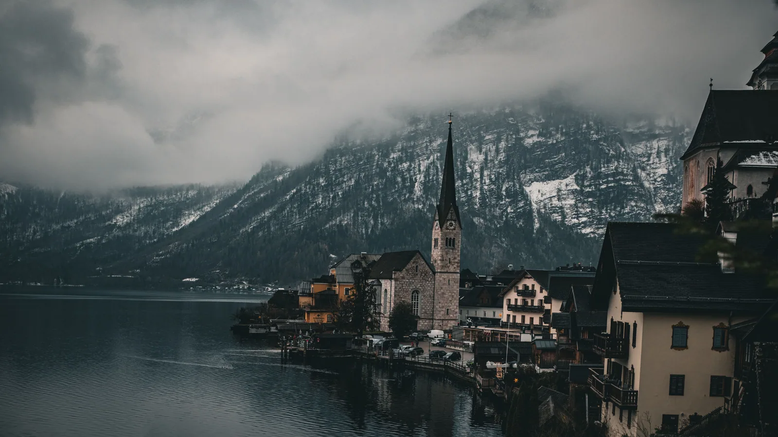 Paysage et point de repère pour Visiter Hallstatt en solo, accès, foule et bons horaires