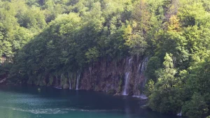 Paysage et point de repère pour Lacs de Plitvice en solo, parcours, accès et durée idéale