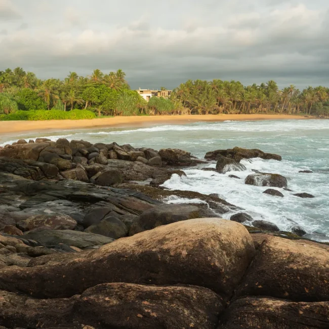 Paysage et point de repère pour Sri Lanka en solo, budget réaliste et itinéraire à adapter